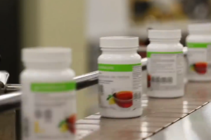 银发经济崛起：保健产业30年蜕变，开启8万亿市场新篇章